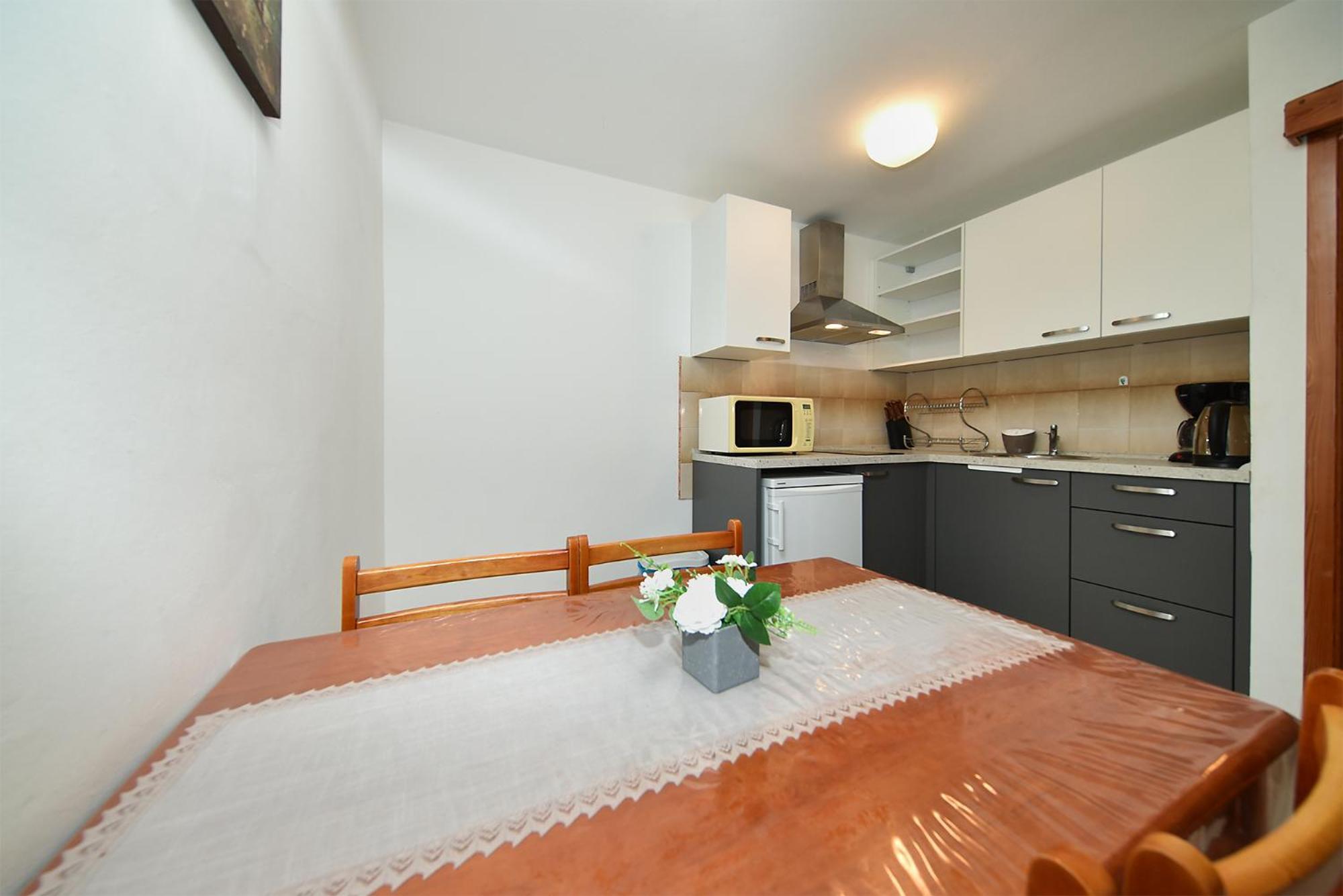Romano 1099 Rovinj