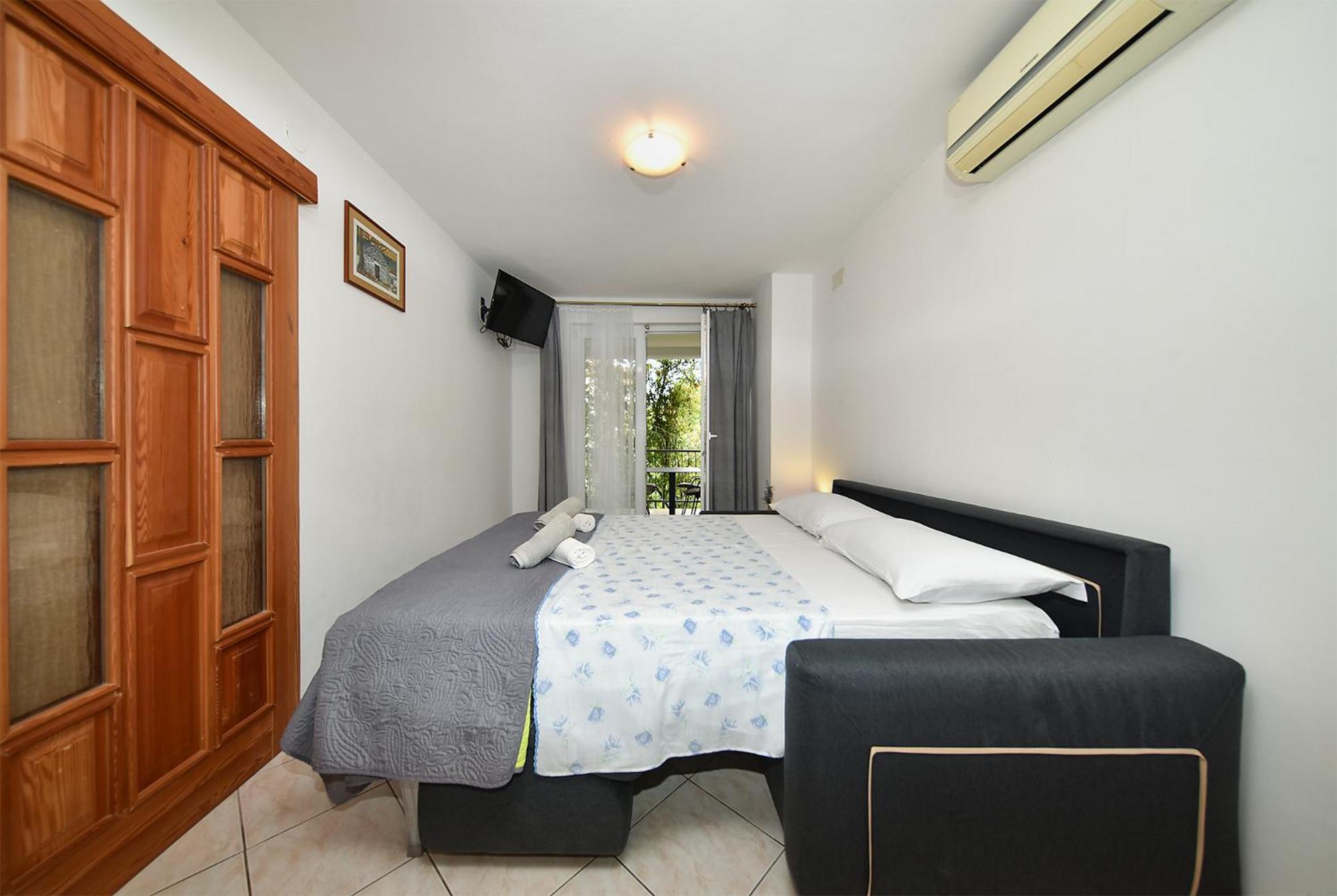 Romano 1099 * Rovinj