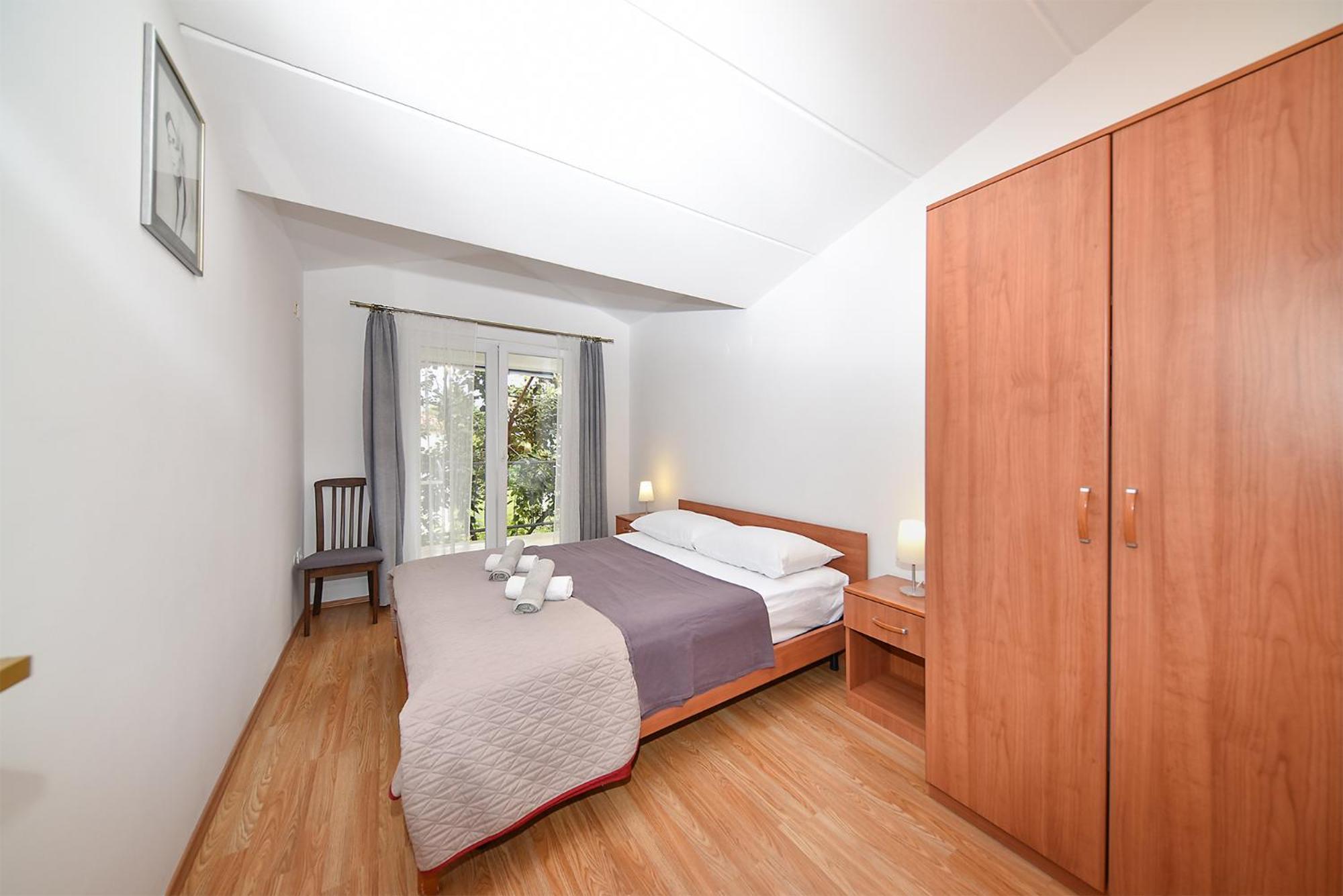 Apartma Romano 1099