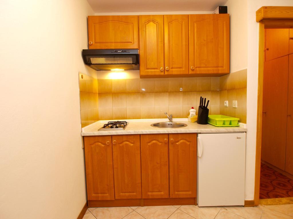 Romano 1099 Apartment